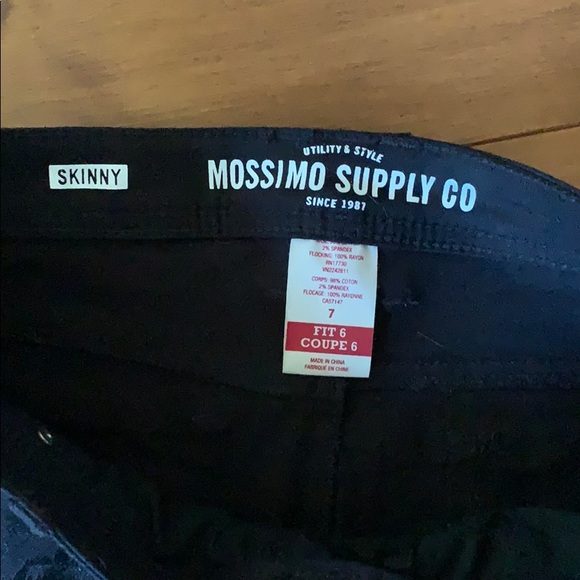 🛍 2 for $20 NWOT Black Jeans w/ Velvet Brocade - Picture 6 of 6